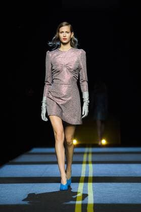 Model bei der Moises Nieto Fashion Show auf der Mercedes-Benz Fashion Week Madrid Autumn Winter 2017. Madrid, 18.02.2017 Moises Nieto Model  Foto:xDyDxFotografosx xFuturexImage