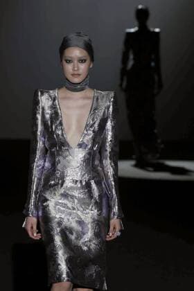 Madrid Fashion Week - Malne Modenschau A model takes to the catwalk wearing a creation from the Fall Winter 2017 collection by Spanish firm Malne on the third day of the Mercedes-Benz Fashion Week Madrid (MBFWM) held at the IFEMA Congress and Events center in Madrid, 19 February 2017. THE MBFWM runs from 16 to 21 February. MADRID FASHION WEEK !ACHTUNG: NUR REDAKTIONELLE NUTZUNG!  Copyright: xZipix GRA311 20170219-636231254489844177