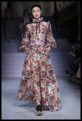London Fashion Week - Temperley Modenschau . 19 02 2017. London, United Kingdom. Temperley London show on the third day of London Fashion Week for Autumn Winter 2017.  xStephenxLockx xi-Imagesx IIM-14436-0019