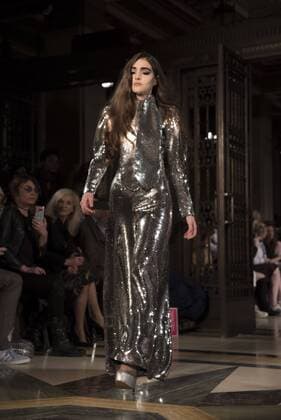 United Kingdom: London Fashion Week Pam Hogg Fashion Show Pam Hogg s fashion show AW17 at London Fashion Scout. Pam Hogg is an iconic British fashion designer, in the fashion since the early 80s.  AlbertoxPezzali