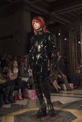 United Kingdom: London Fashion Week Pam Hogg Fashion Show Pam Hogg s fashion show AW17 at London Fashion Scout. Pam Hogg is an iconic British fashion designer, in the fashion since the early 80s.  AlbertoxPezzali