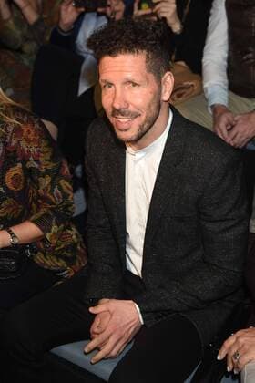 Bilder des Tages Diego Cholo Simeone - Desfile de Custo Barcelona en la Mercedes Benz Fashion Week Madrid 2017. 588 DiegoxPuerta Cordon Press Diego Cholo Simeone at the front row of Custo Barcelona fashion show at Mercedes Benz Fashion Week Madrid 2017. Cordon Press  DiegoxPuerta