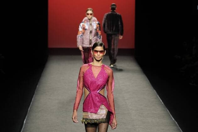 February 19, 2017 - Madrid, Spain - A model walks the runway at the Custo Barcelona show during the Mercedes-Benz Madrid Fashion Week Autumn Winter 2017 at Ifema on February 19, 2017 in Madrid, Spain Madrid Spain  - ZUMAn230 20170219_zaa_n230_846 Copyright: xOscarxGonzalezx