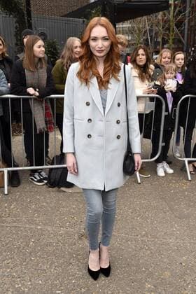 Eleanor Tomlinson bei der Topshop Unique AW17 Fashion Show auf der London Fashion Week AW17 in der Tate Modern. London, 19.02.2017 Eleanor Tomlinson  Foto:xS.xVasx xFuturexImage