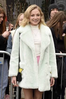 Clara Paget bei der Topshop Unique AW17 Fashion Show auf der London Fashion Week AW17 in der Tate Modern. London, 19.02.2017 Clara Paget  Foto:xS.xVasx xFuturexImage