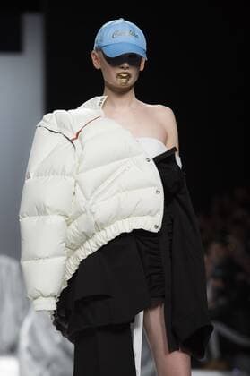 Model bei der Maria ke Fisherman Fashion Show auf der Mercedes-Benz Fashion Week Madrid Autumn Winter 2017. Madrid, 19.02.2017 Maria ke Fisherman Model  Foto:xDyDxFotografosx xFuturexImage
