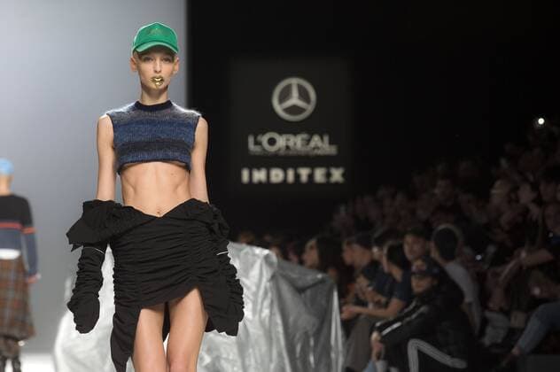 Model bei der Maria ke Fisherman Fashion Show auf der Mercedes-Benz Fashion Week Madrid Autumn Winter 2017. Madrid, 19.02.2017 Maria ke Fisherman Model  Foto:xDyDxFotografosx xFuturexImage