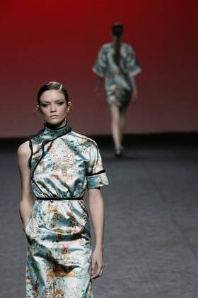 A model displays a 2017 2018 fall-winter collection s creation by The 2nd Skin Co. brand during a fashion show held as part of Mercedes Benz Fashion Week in Madrid, Spain, 20 February 2017. The Mercedes-Bemz Fashion Week Madrid runs from 16 to 21 February. Mercedes Benz Fashion Week Madrid !ACHTUNG: NUR REDAKTIONELLE NUTZUNG!  Copyright: xZipix 20170220-636231917058632679