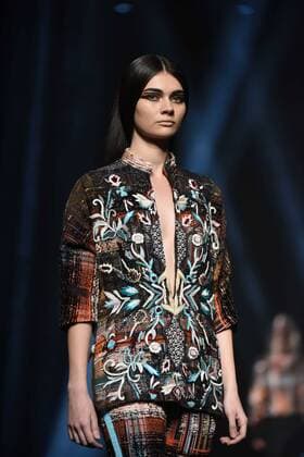 Desfile de Alvarno en la Mercedes Benz Fashion Week Madrid 2017. 588 Diego Puerta Cordon Press Alvarno fashion show at Mercedes Benz Fashion Week Madrid 2017. Cordon Press  DiegoxPuerta