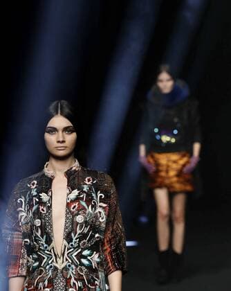 A model displays a 2017 2018 fall-winter collection s creation by Alvarno brand during a fashion show held as part of Mercedes Benz Fashion Week in Madrid, Spain, 20 February 2017. The Mercedes-Bemz Fashion Week Madrid runs from 16 to 21 February. Mercedes Benz Fashion Week Madrid !ACHTUNG: NUR REDAKTIONELLE NUTZUNG!  Copyright: xZipix 20170220-636231969287453599