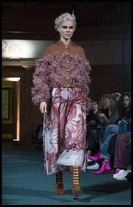 . 20 02 2017. London, United Kingdom. Models walk the catwalk at the Huishan Zhang show on day 4 of London Fashion Week 2017 at The Church House, Westminster Abbey, London, UK.  xBenxStevensx xi-Imagesx IIM-14446-0008