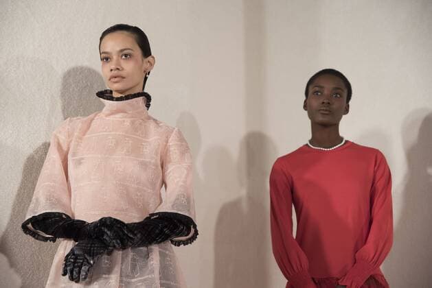 London Fashion Week: Shrimps presentation AW17 Shrimps presentation of the AW17 collection at London Fashion Week. Shrimps is a fashion label from the young London-based designer, Hannah Weiland, launched in 2013.  AlbertoxPezzali