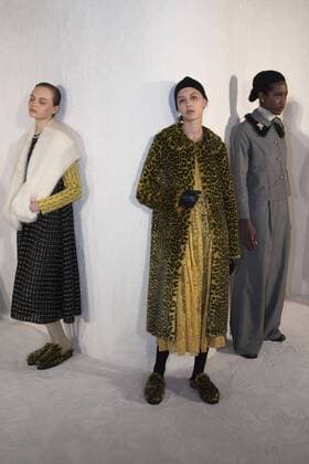 London Fashion Week: Shrimps presentation AW17 Shrimps presentation of the AW17 collection at London Fashion Week. Shrimps is a fashion label from the young London-based designer, Hannah Weiland, launched in 2013.  AlbertoxPezzali