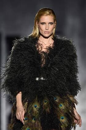 Mercedes Benz Fashion Week in Madrid - Modenschau Duyos -  DiegoxPuerta