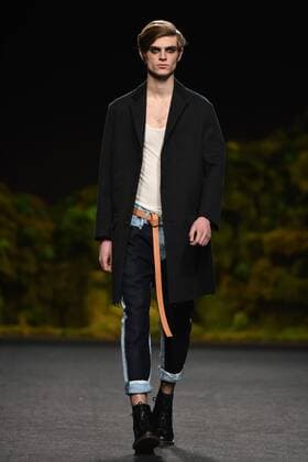 Mercedes Benz Fashion Week in Madrid - Modenschau Oliva -  DiegoxPuerta