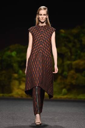 Mercedes Benz Fashion Week in Madrid - Modenschau Oliva -  DiegoxPuerta