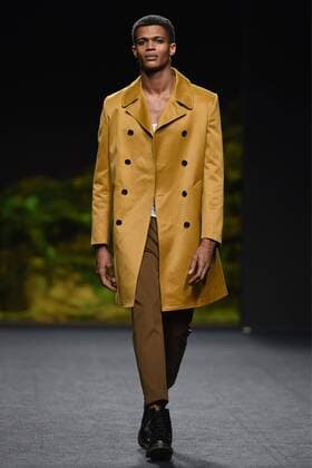 Mercedes Benz Fashion Week in Madrid - Modenschau Oliva -  DiegoxPuerta