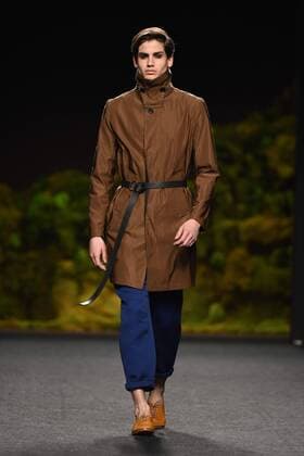 Mercedes Benz Fashion Week in Madrid - Modenschau Oliva -  DiegoxPuerta