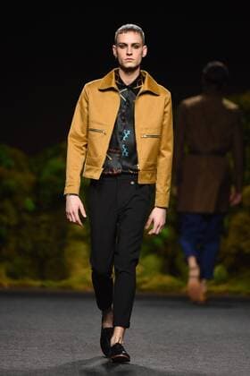 Mercedes Benz Fashion Week in Madrid - Modenschau Oliva -  DiegoxPuerta