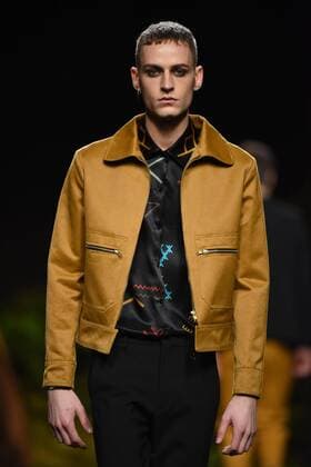 Mercedes Benz Fashion Week in Madrid - Modenschau Oliva -  DiegoxPuerta