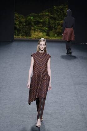 February 20, 2017 - Madrid, Spain - A model walks the runway at the OLIVA show during the Mercedes-Benz Madrid Fashion Week Autumn Winter 2017 2018 at IFEMA on February 20, 2017 in Madrid, Spain Madrid Spain  - ZUMAn230 20170220_zaa_n230_195 Copyright: xOscarxGonzalezx