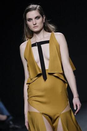 February 20, 2017 - Madrid, Spain - A model walks the runway at the OLIVA show during the Mercedes-Benz Madrid Fashion Week Autumn Winter 2017 2018 at IFEMA on February 20, 2017 in Madrid, Spain Madrid Spain  - ZUMAn230 20170220_zaa_n230_189 Copyright: xOscarxGonzalezx