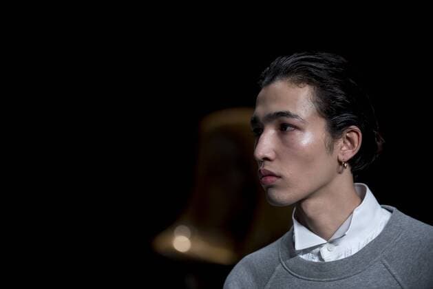 London Fashion Week: Burberry Fashion Show AW17 Burberry s fashion show for London Fashion Week AW17. The shoe took place at Burberry Makers House as part of the project in collaboration with the Henry Moore foundation.  AlbertoxPezzali