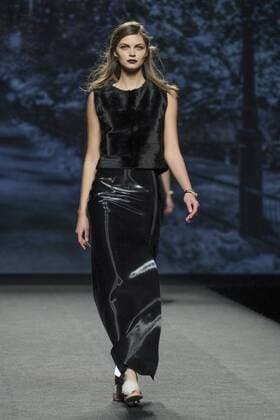 February 20, 2017 - Madrid, Spain - A model walks the runway at the J. Lorenzo show during the Mercedes-Benz Madrid Fashion Week Autumn Winter 2017 at Ifema on February 20, 2017 in Madrid, Spain. Madrid Spain  - ZUMAn230 20170220_zaa_n230_284 Copyright: xOscarxGonzalezx