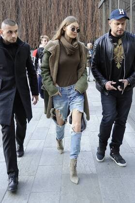 Milan Gigi Hadid by Max Mara for a fitting  Copyright: xLivioxValeriox xIPAx xLivioxValeriox