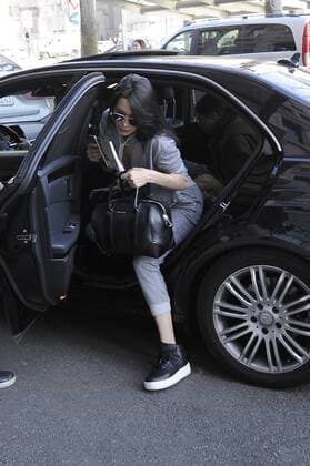 Milano Bella Hadid arriving at the hotel for the Milan Fashion Week  Copyright: xLivioxValeriox xIPAx xLivioxValeriox