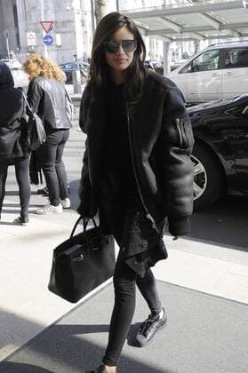 Milan Sara Sampaio arrives to the hotel for Milan Fashion Week  Copyright: xLivioxValeriox xIPAx xLivioxValeriox