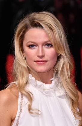 . 21 02 2017. London, United Kingdom. Lily Travers attends Viceroy s House UK film premiere. Historical drama following the lives of the 500 servants who lived downstairs in Lord Mountbatten s house in India, while the British rulers resided upstairs, at Curzon Mayfair, London.  xNilsxJorgensenx xi-Imagesx IIM-14461-0028