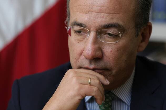 Former Mexican President Felipe Calderón speaks during an interview in Mexico City, Mexico, 21 February 2017. Calderon described as sad , despotic , outrageous and silly not to allow him to enter the island to attend an act of homage to the late Cuban dissident Oswaldo Payá (1952-2012); a mesure that in Calderón s opinion shatters the recent expectation that things would change in the Caribbean country. EFE José Méndez Cuban government denies permission from entry to former Mexican President, Felipe Calderon !ACHTUNG: NUR REDAKTIONELLE NUTZUNG!  Copyright: xJoséxMéndezx MEX52 20170222-636233396313213935