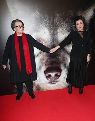 Premiere of Agnieszka Holland s thriller Pokot (Spoor) in Warsaw Premiere of the winner of the Silver Bear Alfred Bauer prize at the Berlin Film Festival the newest Agnieszka Holland s thriller Pokot (Spoor) on February 21, 2017 in Warsaw, Poland. In the picture: Agnieszk aHolland with Olga Tokarczuk, the Pokot s screenplay author EN_01246625_0101 
