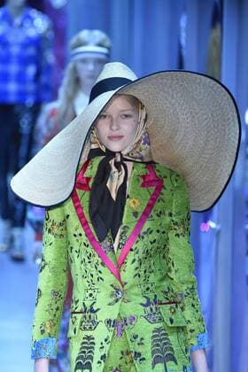 Milan woman s Fashion Week Fall Winter 2017 2018. Gucci Fashion Show Pictured: Model  Copyright: xSickix xIPAx xFotosickix