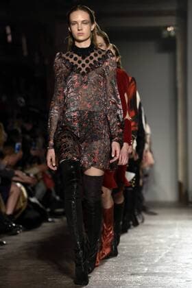 Milan woman s Fashion Week Fall Winter 2017 2018. Milano Moda donna , autunno inverno 2017 2018 . Francesco Scognamiglio fashion Show  Copyright: xSimonaxChiocciaxSickix xIPAx xFotosickix