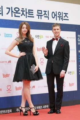 EXO,BTS,TWICE,SHINee,Sistar,Blackpink,Gfriend etc. on the red carpet of 6th Gaonchart Music Awards in Seoul, Korea on 22th February, 2017.(China and Korea Rights Out)  201702230817