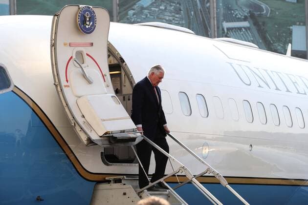 February 22, 2017 - Mexico - US Außenminister Rex Tillerson bei der Ankunft in Mexiko für bilaterale Gespräche zum Thema Sicherheit, Grenzsicherung und Handel -  - ZUMAu78_ 20170222_zaf_u78_050 Copyright: xValentexRosasx