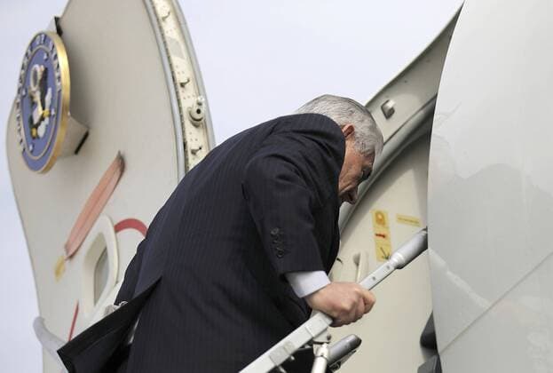 February 22, 2017 - Andrews Air Force Base, Maryland, U.S - Secretary of State Rex Tillerson boards his plane at Andrews Air Force Base, Md., Wednesday, Feb. 22, 2017, before his departure to Mexico. President Donald Trump is sending his Tillerson and Homeland Security Secretary John Kelly to Mexico on a fence-mending mission made all the more challenging by the actual fence he wants to build on the southern border. Andrews Air Force Base U.S. - ZUMAp124 20170222_zaa_p124_005 Copyright: xCarlosxBarria Poolx