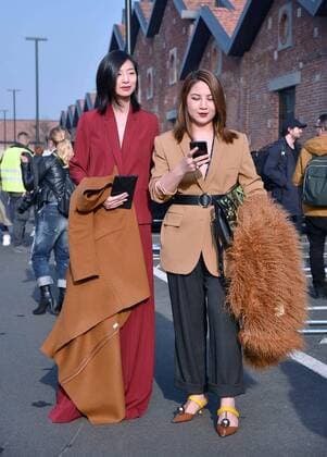 milano 22-02-2107 milano fashion week - settimana della moda sfilata gucci nella foto street style - streetsnaps  0