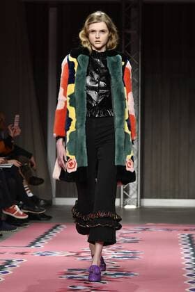 Mailand Fashion Week - Vivetta Modenschau Milan woman s Fashion Week Fall Winter 2017 2018. Milano Moda donna , autunno inverno 2017 2018 . Vivetta Fashion Show Pictured: Model  Copyright: xRiccardoxGiordanoxSickix xIPAx xFotosickix