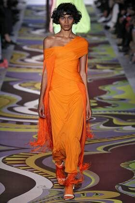 Mailand Fashion Week - Emilio Pucci Modenschau . 23 02 2017. Milan, Italy. Emilio Pucci show at Milan Fashion Week for Autumn Winter 2017  xi-Imagesx IIM-14490-0003