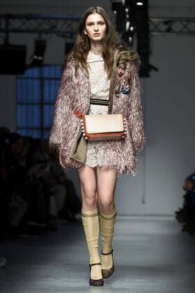 Milan woman s Fashion Week Fall Winter 2017 2018 Milano Moda Donna Autunno Inverno 2017 2018 Les Copains Fashion Show  Copyright: xSimonaxChiocciax xIPAx xFotosickix