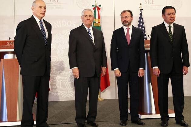 US-Außenminister Rex Tillerson in Mexiko February 23, 2017 - Mexico - EUM20170223NAC17.JPG.CIUDAD DE MEXICO DiplomacyDiplomacia-Mexico-EU.- Los secretarios de Seguridad y de Estado de Estados Unidos, John Kelly y Rex Tillerson, respectivamente; y de Relaciones Exteriores y Gobernacion de Mexico, Luis Videgaray y Miguel Ãngel Osorio Chong, en conferencia de prensa luego de la reunion que entablaron este jueves, 23 de febrero de 2017. Foto: Agencia EL UNIVERSALJuan Carlos ReyesJMA Mexico  - ZUMAu78_ 20170223_zaf_u78_026 Copyright: xElxUniversalx
