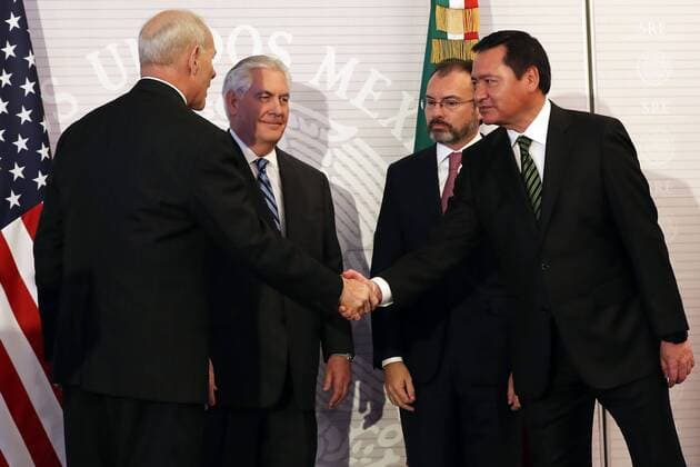 US-Außenminister Rex Tillerson in Mexiko February 23, 2017 - Mexico - EUM20170223NAC18.JPG.CIUDAD DE MEXICO DiplomacyDiplomacia-Mexico-EU.- Los secretarios de Seguridad y de Estado de Estados Unidos, John Kelly y Rex Tillerson, respectivamente; y de Relaciones Exteriores y Gobernacion de Mexico, Luis Videgaray y Miguel Ãngel Osorio Chong, en conferencia de prensa luego de la reunion que entablaron este jueves, 23 de febrero de 2017. Foto: Agencia EL UNIVERSALJuan Carlos ReyesJMA Mexico  - ZUMAu78_ 20170223_zaf_u78_027 Copyright: xElxUniversalx