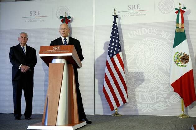 US National Security Secretary John Kelly (R) and US Secretary of State Rex Tillerson (L) deliver a pres conference in Mexico City, Mexico, 23 February 2017. Kelly assured that there will be no massive deportations or military operations against Mexican immigrants in the United States. KELLY: THERE WILL BE NO MASSIVE DEPORTATIONS NOR MILITARY OPERATIONS AGAINST IMMIGRANTS !ACHTUNG: NUR REDAKTIONELLE NUTZUNG!  Copyright: xJoséxMéndezx MEX001 20170223-636234873386246630