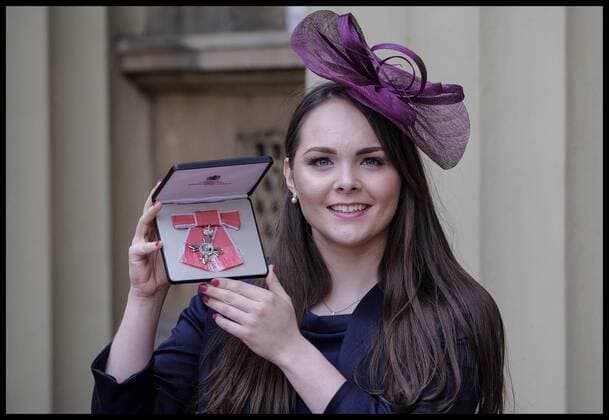 Verleihung von Ritterorden in London . 23 02 2017. London, United Kingdom. Investitures. Buckingham Palace. Paralympian Lauren Rowles after the Queen s investitures at Buckingham Palace  xi-Imagesx xPoolx IIM-14494-0036
