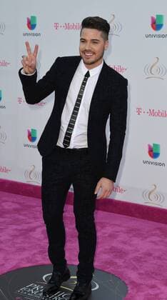 Latin artist William Valdes walks the red carpet at the Univision 2017 Premio Lo Nuestro a La Música Latina show at the American Airlines Arena in Miami,Florida, February 23, 2017.  MIA20170223101 GARYxIxROTHSTEIN