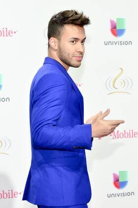 US singer Prince Royce poses as he arrives at Lo Nuestro Latin Music Awards at the American Airlines Arena in Miami, Florida, Unied States, 23 February 2017. LO NUESTRO LATIN MUSIC AWARDS !ACHTUNG: NUR REDAKTIONELLE NUTZUNG!  Copyright: xGIORGIOxVIERAx MIA001 20170224-636235059921216325