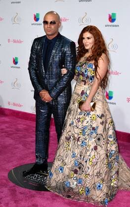 Latin artist Wisin & Yomaira Ortiz walk the red carpet at the Univision 2017 Premio Lo Nuestro a La Musica Latina show at the American Airlines Arena in Miami, Florida, February 23, 2017.  MIA20170223141 GARYxIxROTHSTEIN